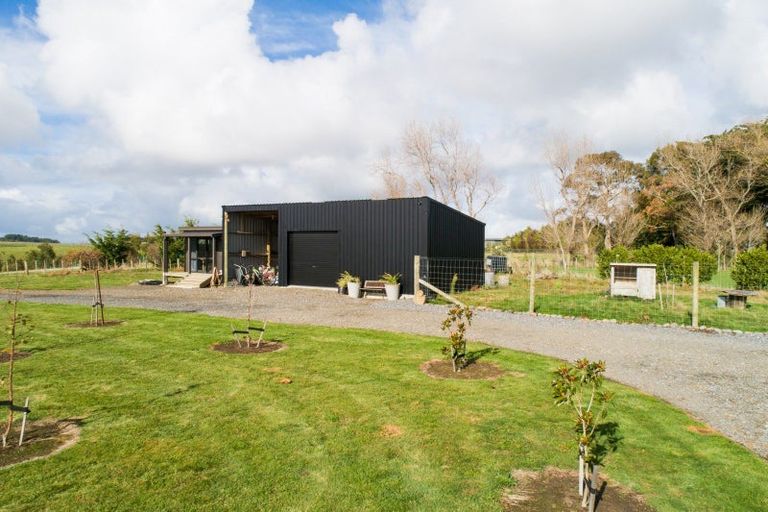 Photo of property in 57 Beechwood Road, Feilding, 4779