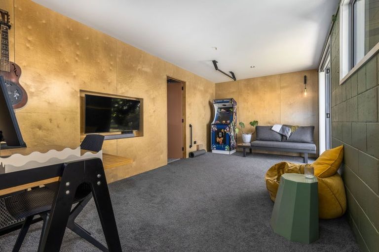 Photo of property in 72 Rosetta Road, Raumati South, Paraparaumu, 5032