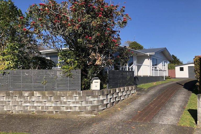 Photo of property in 11 Kennedy Place, Merrilands, New Plymouth, 4312