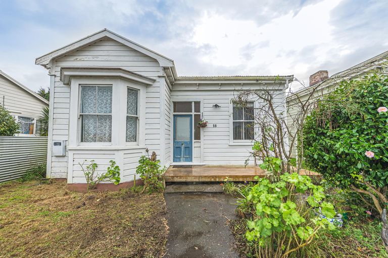 Photo of property in 15 Kelvin Street, Aramoho, Whanganui, 4500