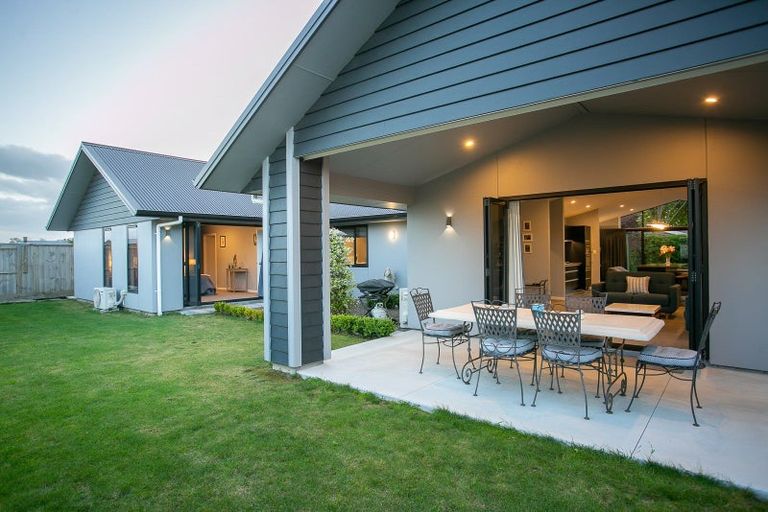 Photo of property in 9 Boyce Crescent, Cambridge, 3434