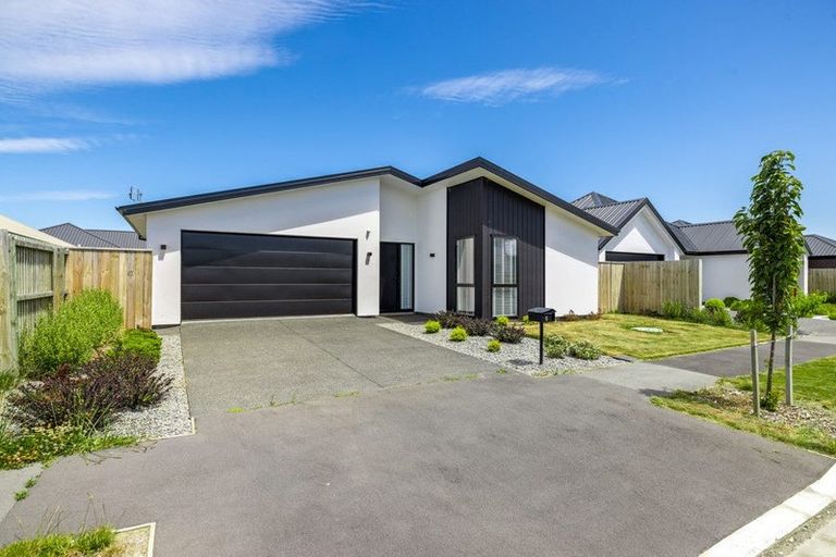 Photo of property in 6 Kurashiki Street, Halswell, Christchurch, 8025