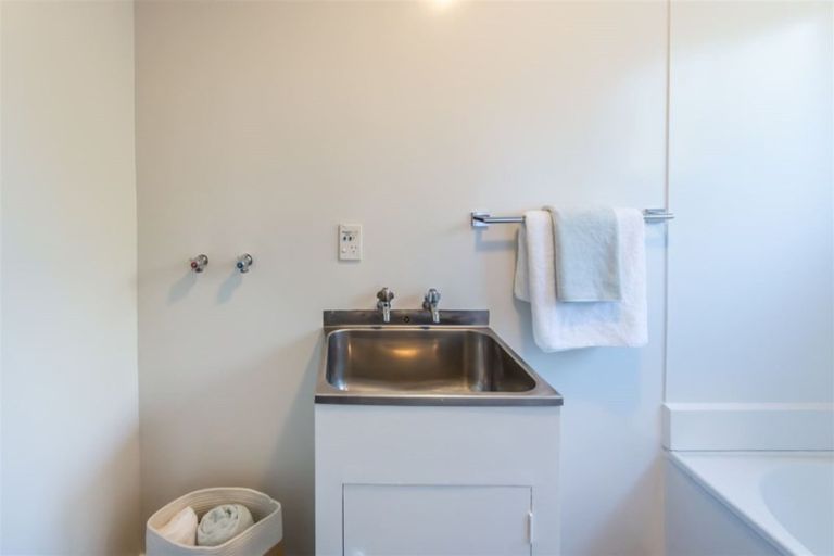 Photo of property in 2/9 Somme Street, St Albans, Christchurch, 8014