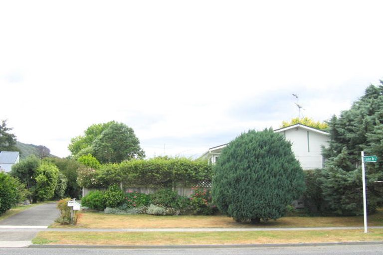 Photo of property in 124 California Drive, Totara Park, Upper Hutt, 5018