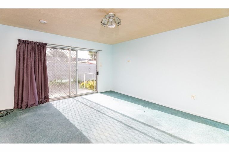 Photo of property in 2/11 Gilby Street, Linwood, Christchurch, 8011