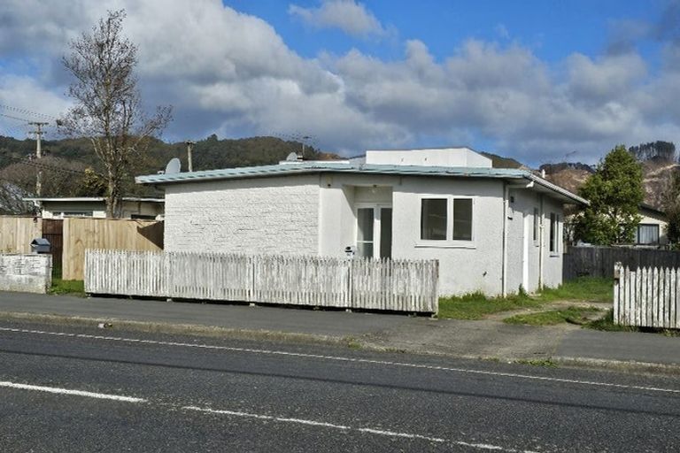 Photo of property in 1/57 Ararino Street, Trentham, Upper Hutt, 5018
