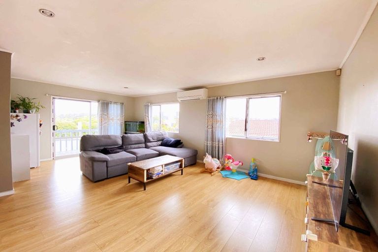 Photo of property in 1/163 Rathgar Road, Henderson, Auckland, 0610