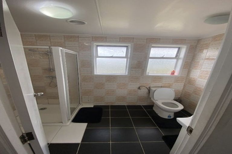 Photo of property in 27 Inverell Avenue, Wiri, Auckland, 2104