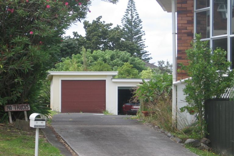 Photo of property in 1/16 Margaret Place, Milford, Auckland, 0620