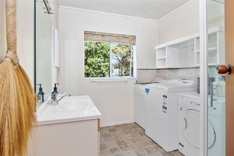 Photo of property in 91 Stanmore Bay Road, Stanmore Bay, Whangaparaoa, 0932