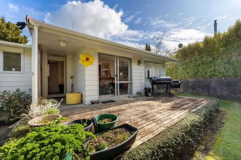 Photo of property in 4 Willowbrook, Eltham, 4322