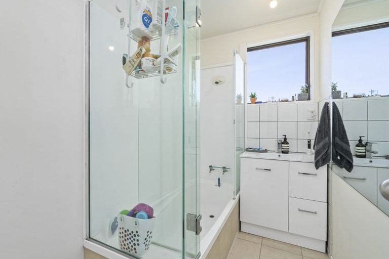 Photo of property in 76e Bandon Street, Frankton, Hamilton, 3204