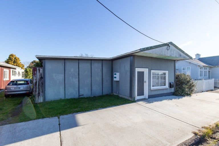 Photo of property in 11 Front Miranda Road, Waitakaruru, Thames, 3576