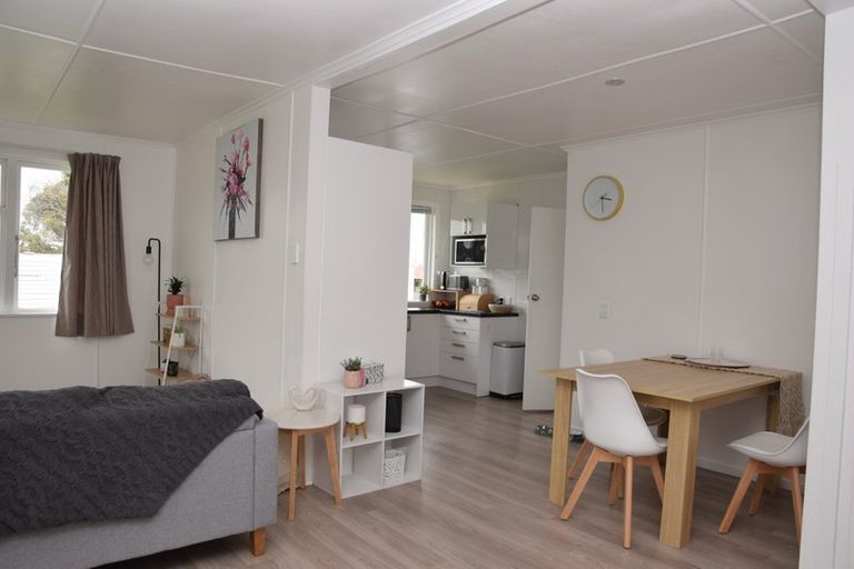 Photo of property in 1 Joseph Street, Waverley, Invercargill, 9810