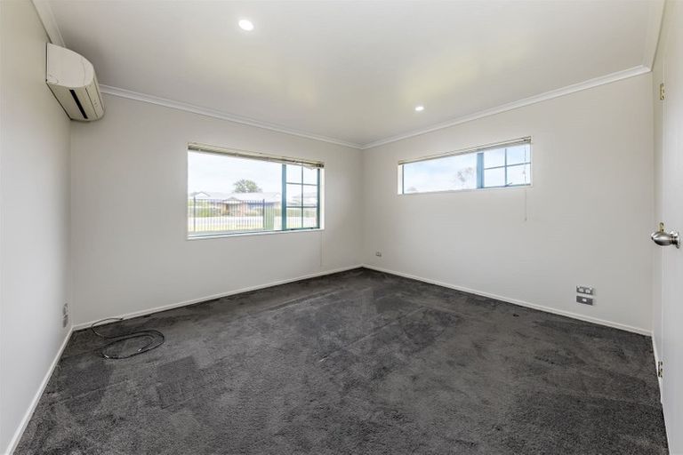 Photo of property in 28 Bicknell Road, Favona, Auckland, 2024