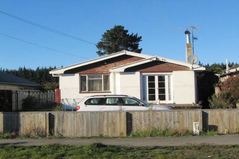 Photo of property in 12 Heyders Road, Spencerville, Christchurch, 8083