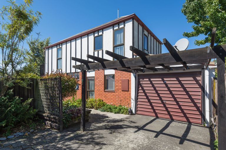 Photo of property in 1/160 Saint Albans Street, St Albans, Christchurch, 8014