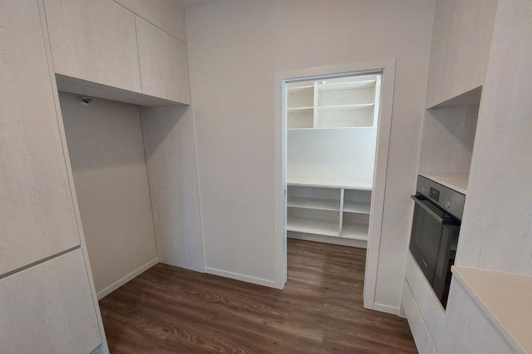 Photo of property in 3d Datura Place, Sunnynook, Auckland, 0620