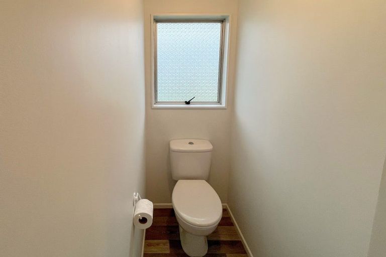 Photo of property in 108a Bartholomew Road, Levin, 5510