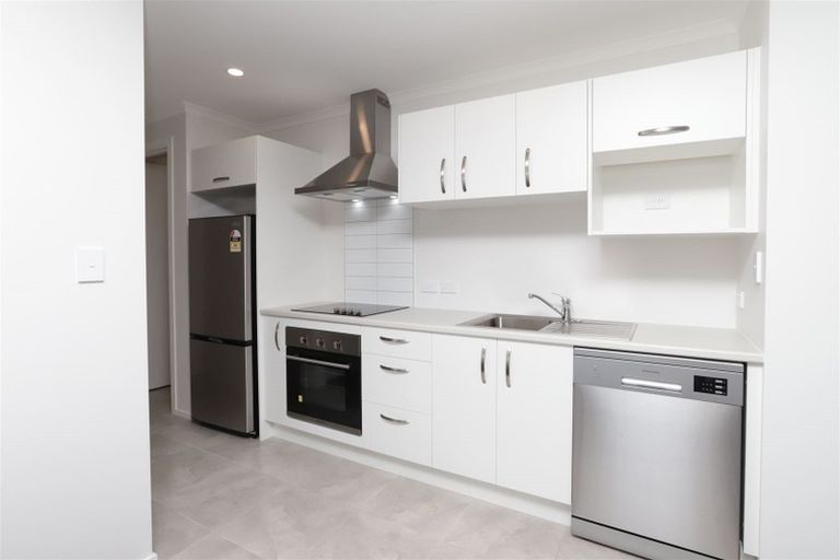 Photo of property in 8/113 Knighton Road, Hillcrest, Hamilton, 3216