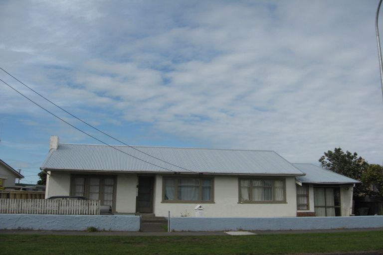 Photo of property in 58 Mosston Road, Castlecliff, Whanganui, 4501