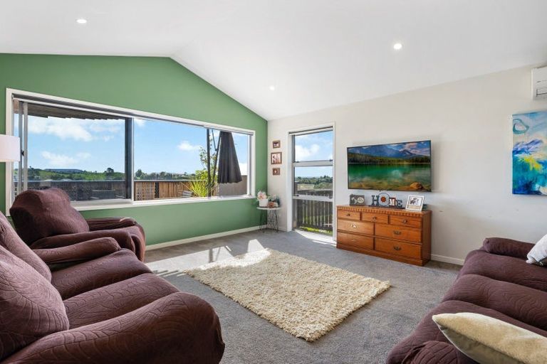 Photo of property in 5 Greenvale Place, Welcome Bay, Tauranga, 3112