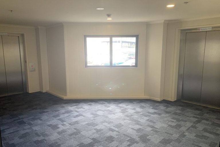 Photo of property in The Rennaissance, 2k/18 Ronwood Avenue, Manukau, Auckland, 2104