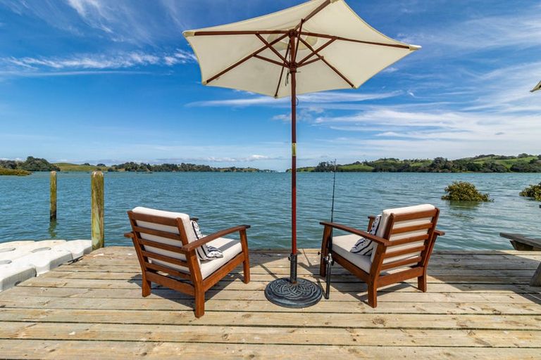 Photo of property in 410 Pukapuka Road, Pohuehue, Warkworth, 0983