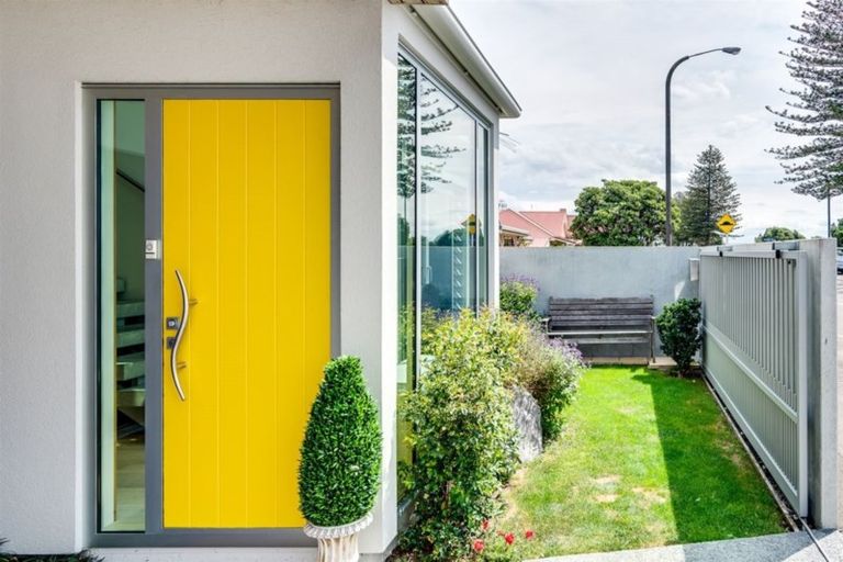 Photo of property in 37 Hardinge Road, Ahuriri, Napier, 4110