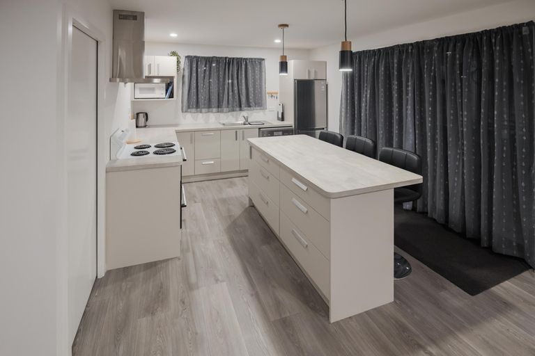 Photo of property in 10 Bute Street, Moeraki, 9482