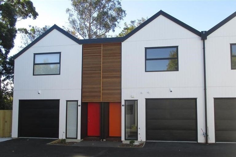 Photo of property in 2/22 Grove Road, Addington, Christchurch, 8024