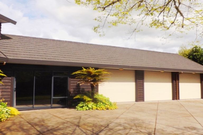 Photo of property in 8 Clifford Close, Levin, 5510