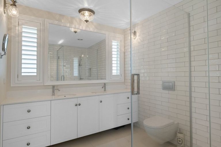 Photo of property in 20 Kayelene Place, Omokoroa, 3114