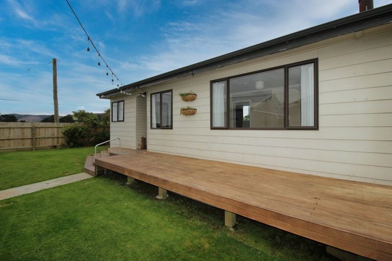 Photo of property in 26 Tokanui-haldane Road, Tokanui, 9884