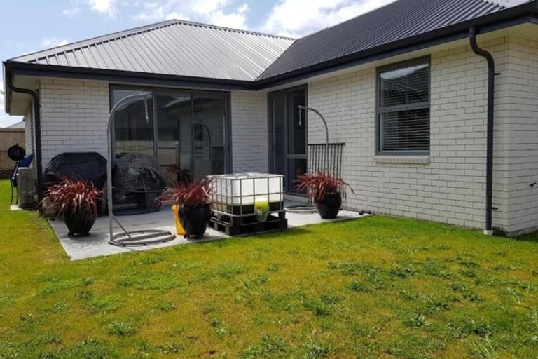 Photo of property in 5 Cowell Crescent, Pyes Pa, Tauranga, 3112