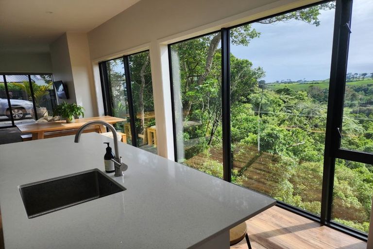 Photo of property in 133/2 Wairau Road, Oakura, 4374