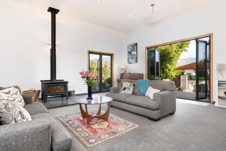 Photo of property in 10 Roberts Drive, Cromwell, 9310