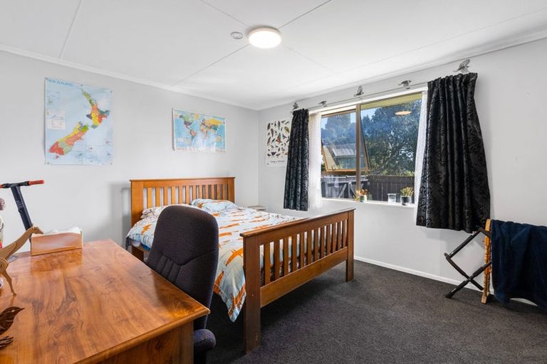 Photo of property in 10 Dillon Drive, Bell Block, New Plymouth, 4312