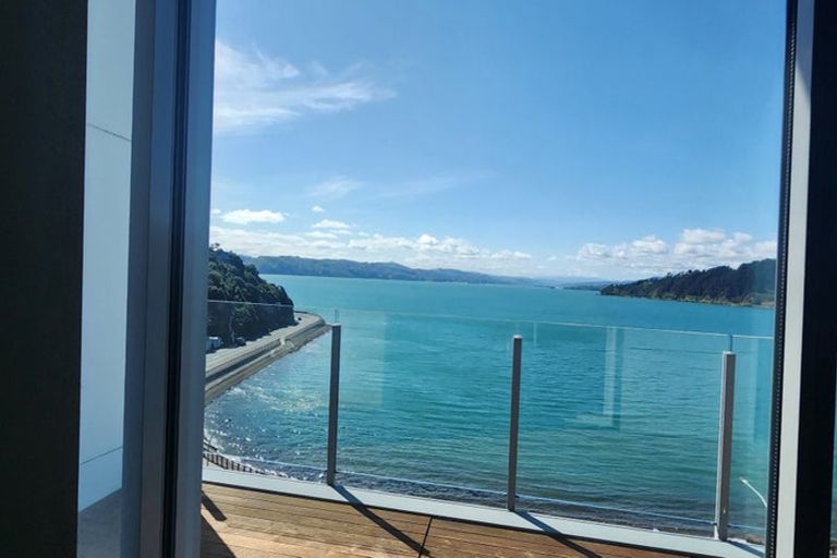 Photo of property in 218 Evans Bay Parade, Hataitai, Wellington, 6021
