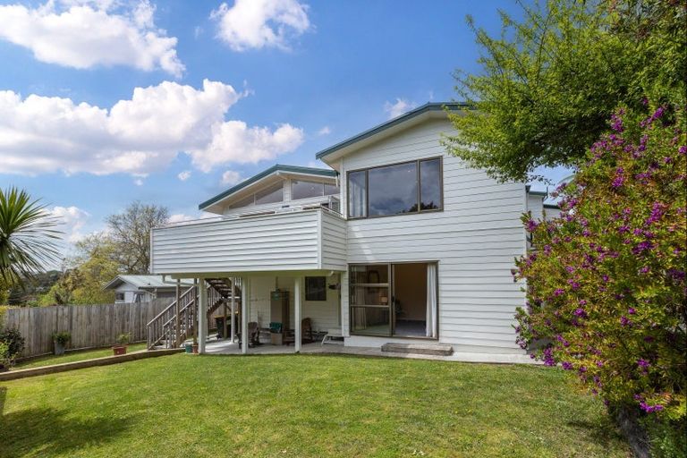 Photo of property in 1/92 Deep Creek Road, Torbay, Auckland, 0630