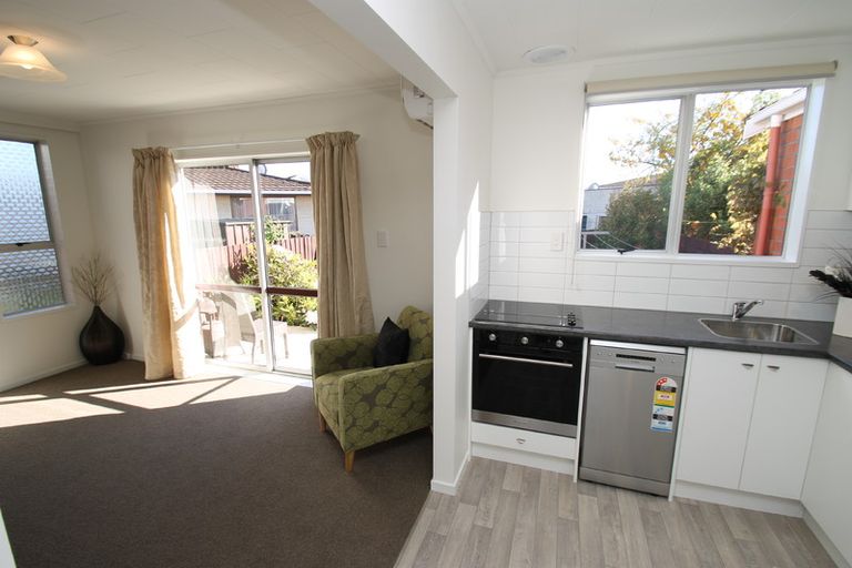 Photo of property in 5b Kent Place, Mosgiel, 9024