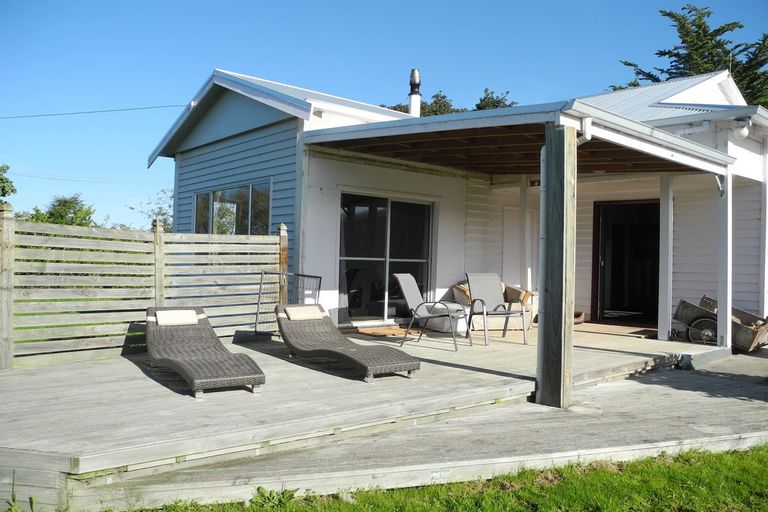 Photo of property in 13 Queens Terrace, Waimate, 7978