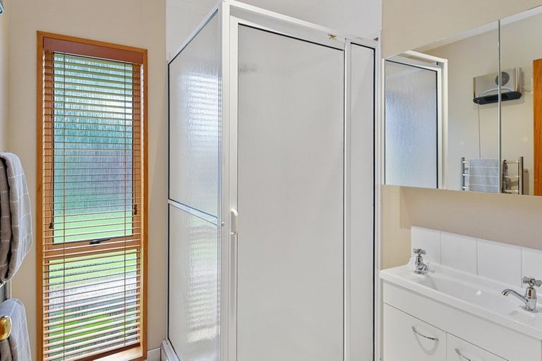 Photo of property in 26 Glenburn Place, Avonhead, Christchurch, 8042