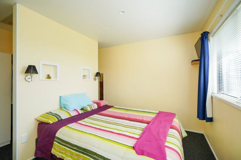 Photo of property in 136 Avon Road, Clifton, Invercargill, 9812