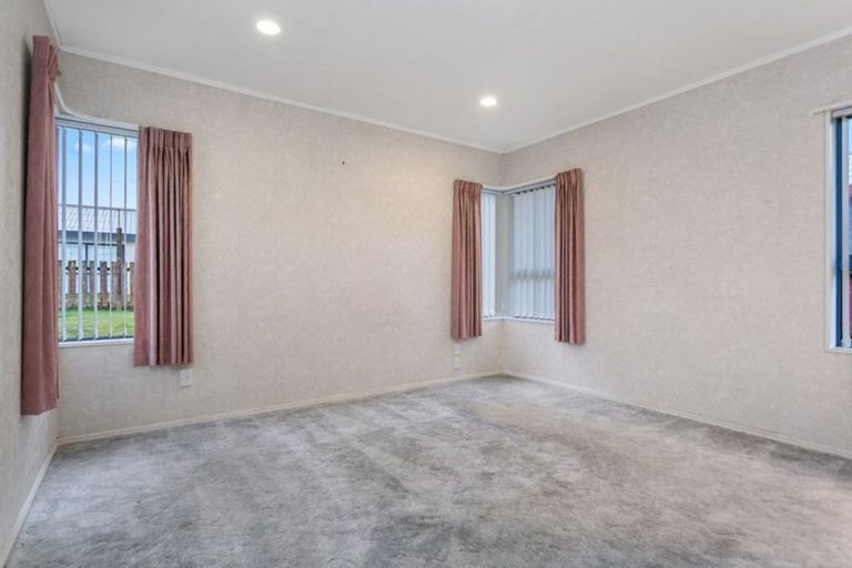 Photo of property in 230 Chatsfield Drive, Te Awamutu, 3800