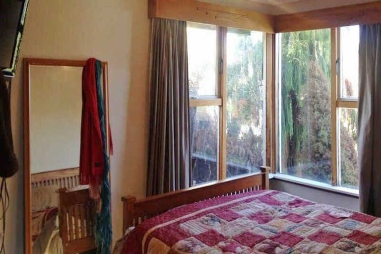 Photo of property in 21 Earl Street, Hillsborough, Christchurch, 8022