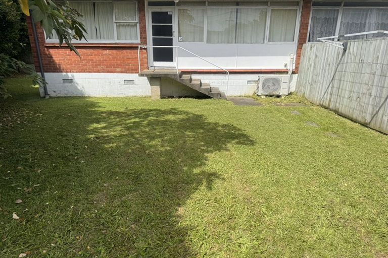 Photo of property in 4/10 Almond Place, Mount Wellington, Auckland, 1060