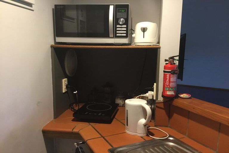 Photo of property in 2 Higgs Road, Mapua, 7005