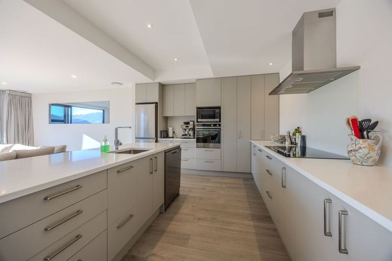 Photo of property in 71 Farrant Drive, Wanaka, 9305