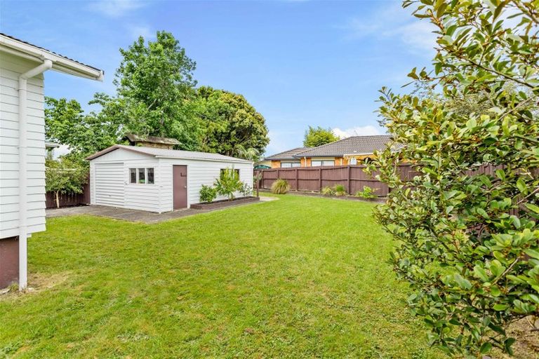 Photo of property in 57 Universal Drive, Henderson, Auckland, 0610